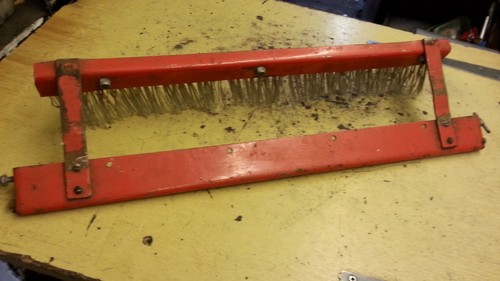 Morrison 500 front - 500, brush