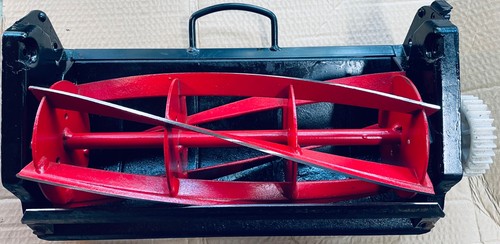 Lawnmower cassettes and - lawnmower,